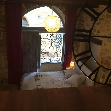 Maison De Charme Dans La Cite *