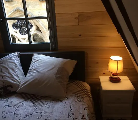 Maison De Charme Dans La Cité Сasa de vacaciones Sarlat