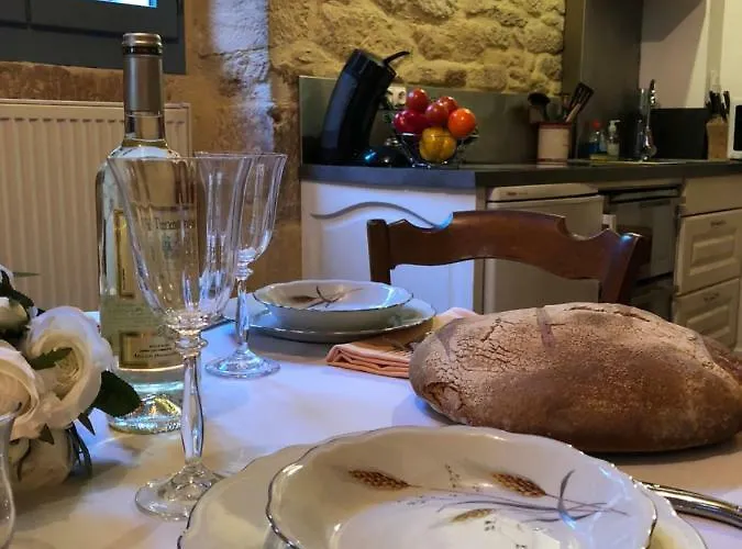 Holiday home Maison De Charme Dans La Cite *